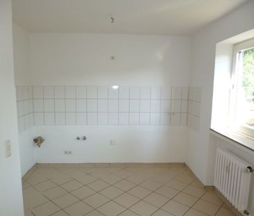 Hervorragende Erdgeschoss-Wohnung mit Balkon - Photo 2