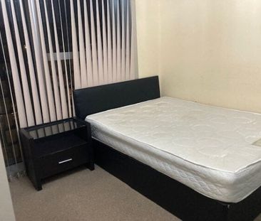 Brooklyn House, CMK, MK9 - Photo 5