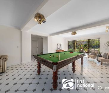 Spacious Home! - Photo 2