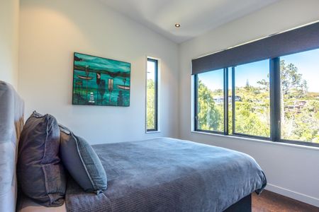 Enclosure Bay Retreat $795 p/w - Photo 3