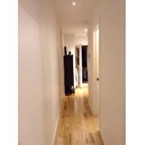 Beau 41/2 Rénové Face Au Parc Beaubien à - Photo 3