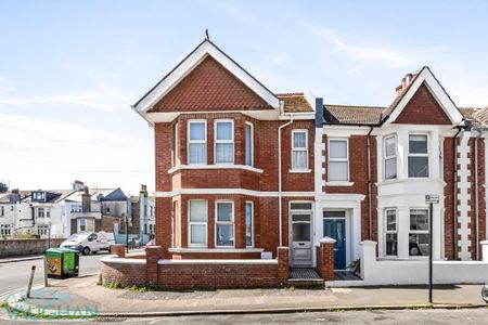 3 bedroom apartment to rent - Photo 4