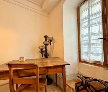 Charming apartment in the old town of Porrentruy with shared terrace - Photo 5