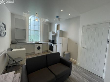 2 bedroom apartment to rent - Photo 4
