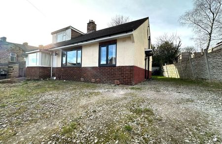Leopold Road, Blackburn. Lancs. BB2 6EH - Photo 2