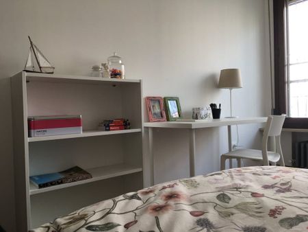 Via Domenico Turazza, Padova, Veneto 35128 - Photo 4