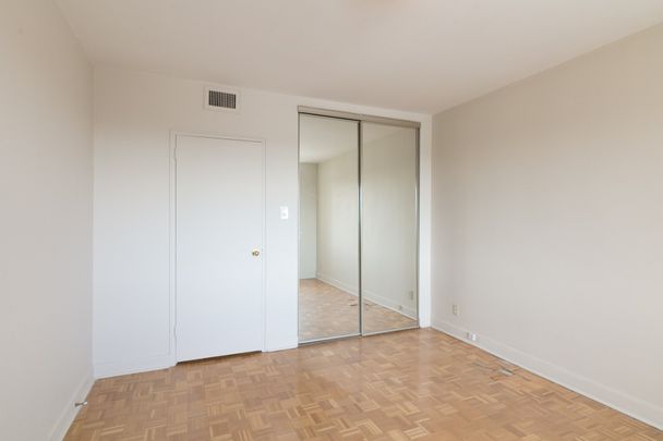 Condo for rent, Montréal (Ville-Marie) - Photo 1