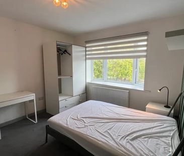 Room in a Shared House, Fairleigh, S2 - Photo 4
