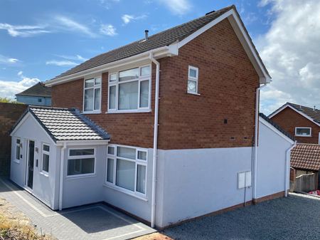 Recently refurbished 4 bed studio style multi unit property - Photo 3