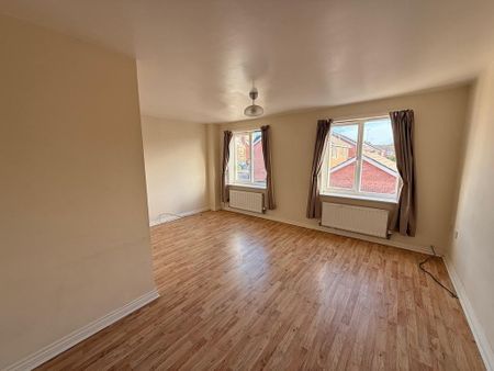 4 bedroom townhouse to rent - Photo 2