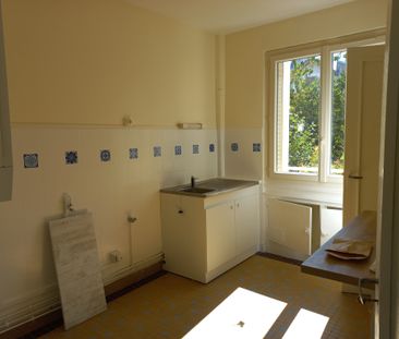 Location Appartement 2 pièces 51m² VICHY 03200 - Photo 4