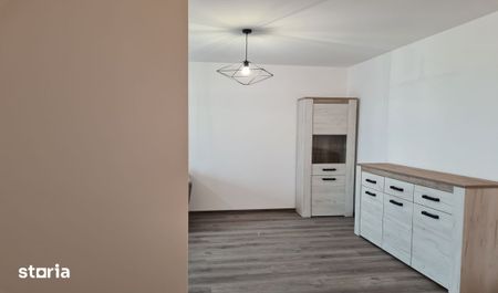 Apartament zona Centrală et. 3, str. Avram Iancu cu terasa de 40 mp - Photo 3