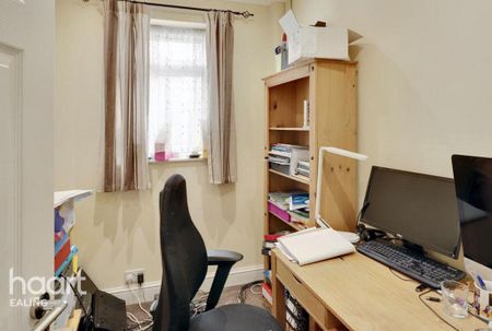 5 bedroom semi-detached house to rent - Photo 5