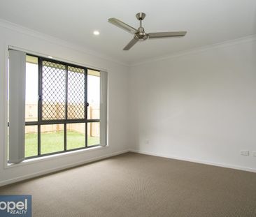 Modern, family home - Photo 2