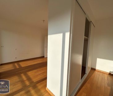 Location Appartement 4 pièces 109m² BLOIS 41000 - Photo 6