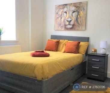 1 bedroom in a house share to rent - Photo 2