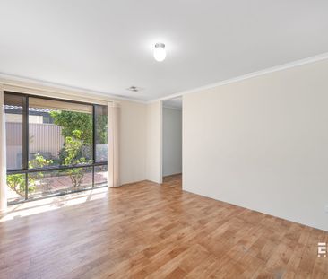 Comfortable Family Living in a Convenient Bertram Location - Photo 4