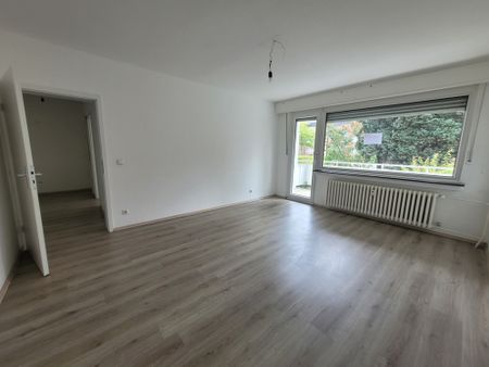 3-Zimmer-Wohnung im Erdgeschoss mit Balkon! – Was will man mehr!? - Photo 4