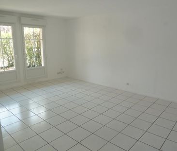 Location Appartement 3 pièces 66m² CARRIERES SOUS POISSY 78955 - Photo 5