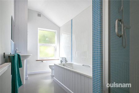 2 bedroom terraced house to rent - Photo 2