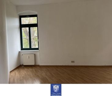 GroÃzÃ¼gige und individuelle Wohnung! Balkon, Erker, Tageslichtbad... - Photo 2