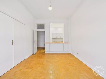 Location Appartement 3 pièces 50m² NICE 06000 - Photo 4