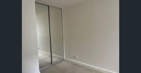 Amazing Spacious 2 Bedroom Apartment FOR RENT - Photo 2