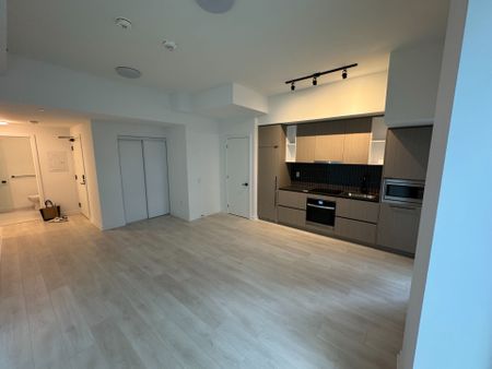 For Lease - 10 Graphophone Grove Unit# 605, Toronto, Ontario - Photo 4