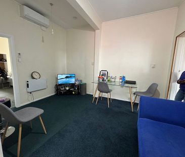 Super large 3 bedroom apartment in Mt VIC - Photo 2
