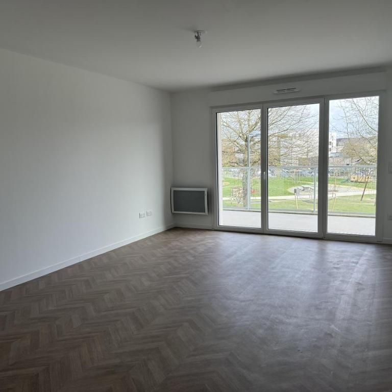 LOCATION APPARTEMENT L'HUISSERIE - Photo 1