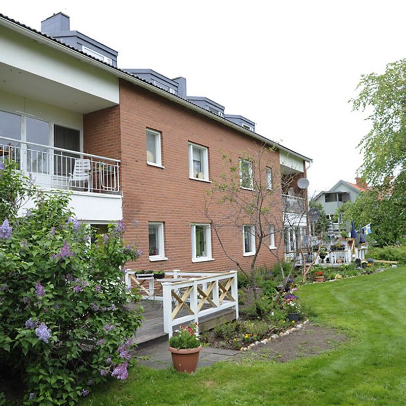 Prästgårdsvägen 12 - Foto 1