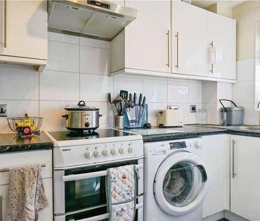 Fleetham Gardens, Lower Earley, Reading, Berkshire, RG6 - Photo 5