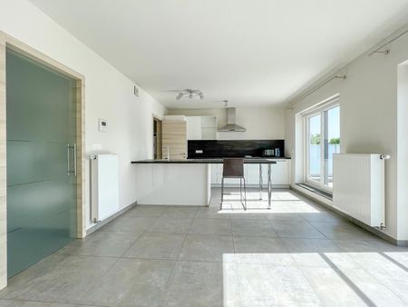 Instapklaar appartement met garage in Schellebelle! - Photo 3