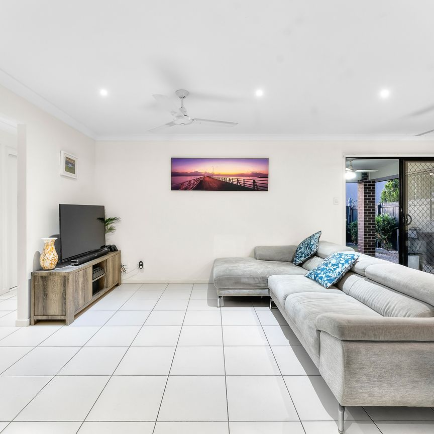 6 Cooloola Crescent, North Lakes QLD 4509 - House For Rent | Domain - Photo 1