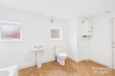 8 Harper Street, Belfast, BT5 4EN - Photo 5