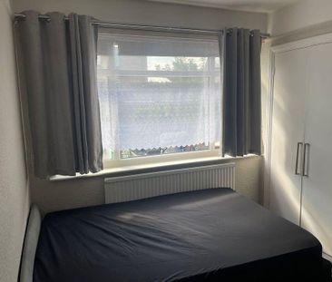1 bedroom property to rent - Photo 1