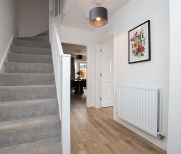 3 bedroom semi-detached house to rent - Photo 5