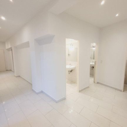 Direkt am Schwendermarkt: Großzügige 4-Zimmer WG mit Balkon - Photo 1