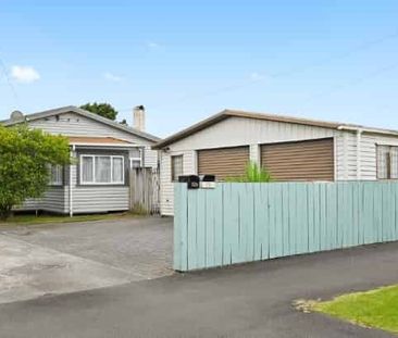 3 bedroom house - Photo 2