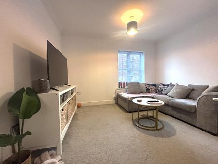 2 bedroom apartment to rent - Photo 2