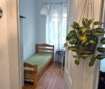 80m2 apartment in Carouge - Photo 5