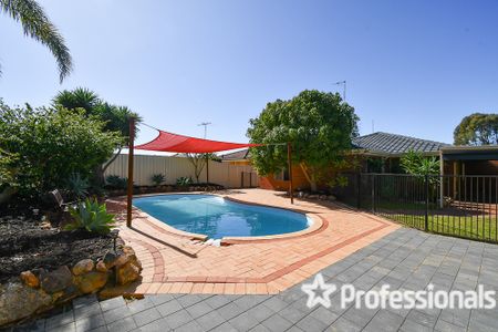 19 Erica Street, Coodanup WA 6210 - Photo 5