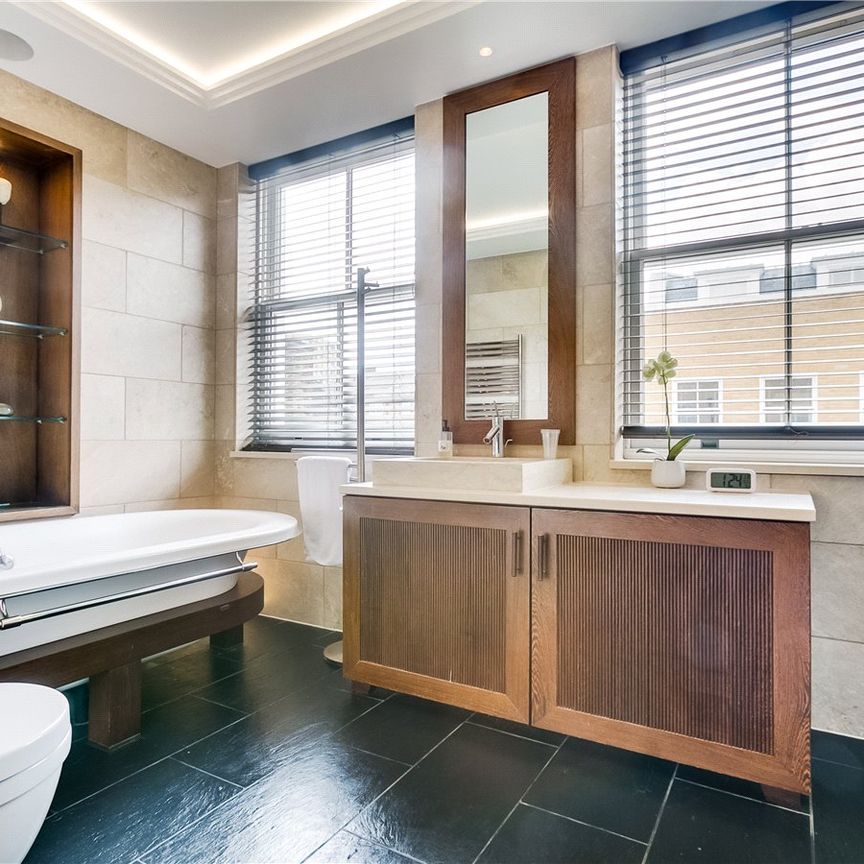 Tatham Place, St John's Wood, London, NW8 6AF - Photo 1