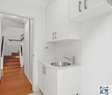 Fantastic spacious family home in sought after location FIRST HOME ... - Photo 6