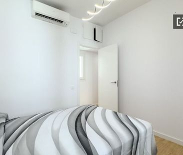 3 room luxury Apartment for rent in Barcelona, Catalonia - Photo 4