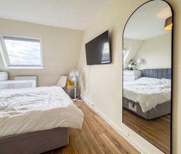 2 bedroom maisonette to rent - Photo 4