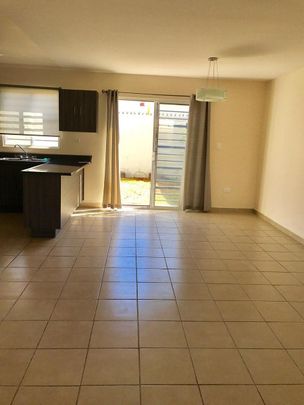 Renta de Casa en Privada Verona Residencial Santa Fe, Tijuana - Photo 1
