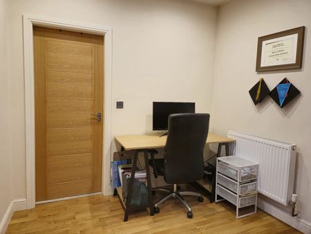 1 Bed Terraced House, Pemberton, B18 - Photo 3