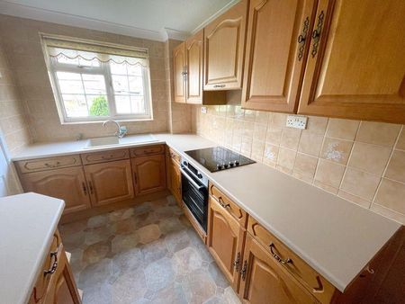 2 bedroom apartment to rent - Photo 4