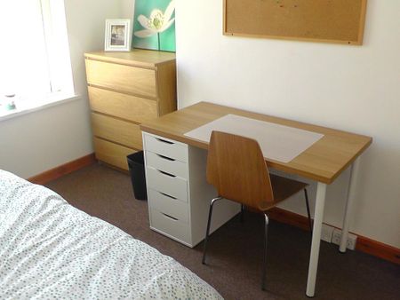 5 bedroom house to rent - Photo 3